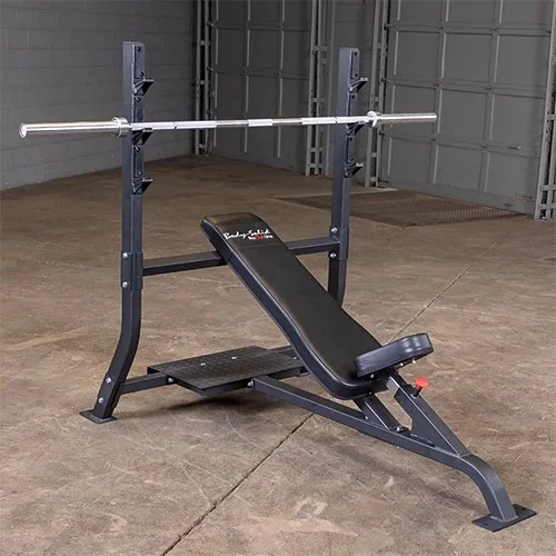 Banc incliné Pro Club Line: robustesse et sécurité optimales - Matériel sport pas cher – urbain Meilleur rapport qualité-prix