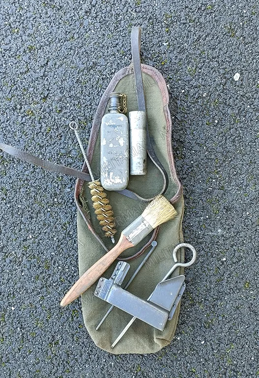 NECESSAIRE NETTOYAGE FM24.29 WW2 Éclairage qualité frais port offerts