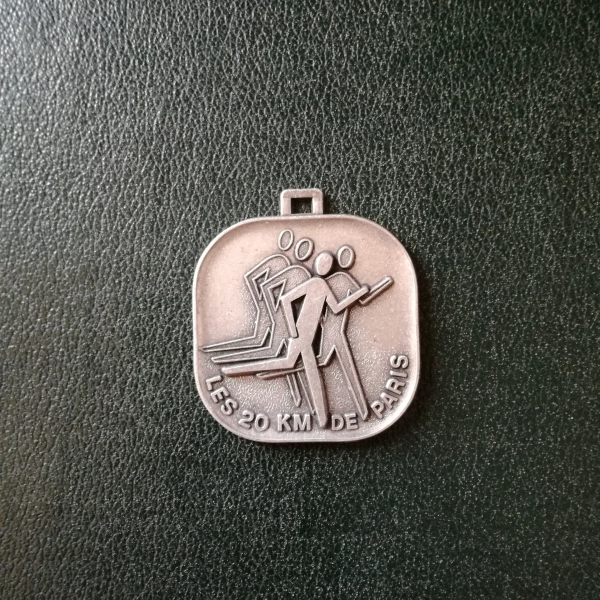 Médaille de concours en FINISHER métal, course Les 20 km de Paris, Trophée RTL 17 octobre 1982 - Saldi Straordinari – Offerte Speciali Disponibili Adesso