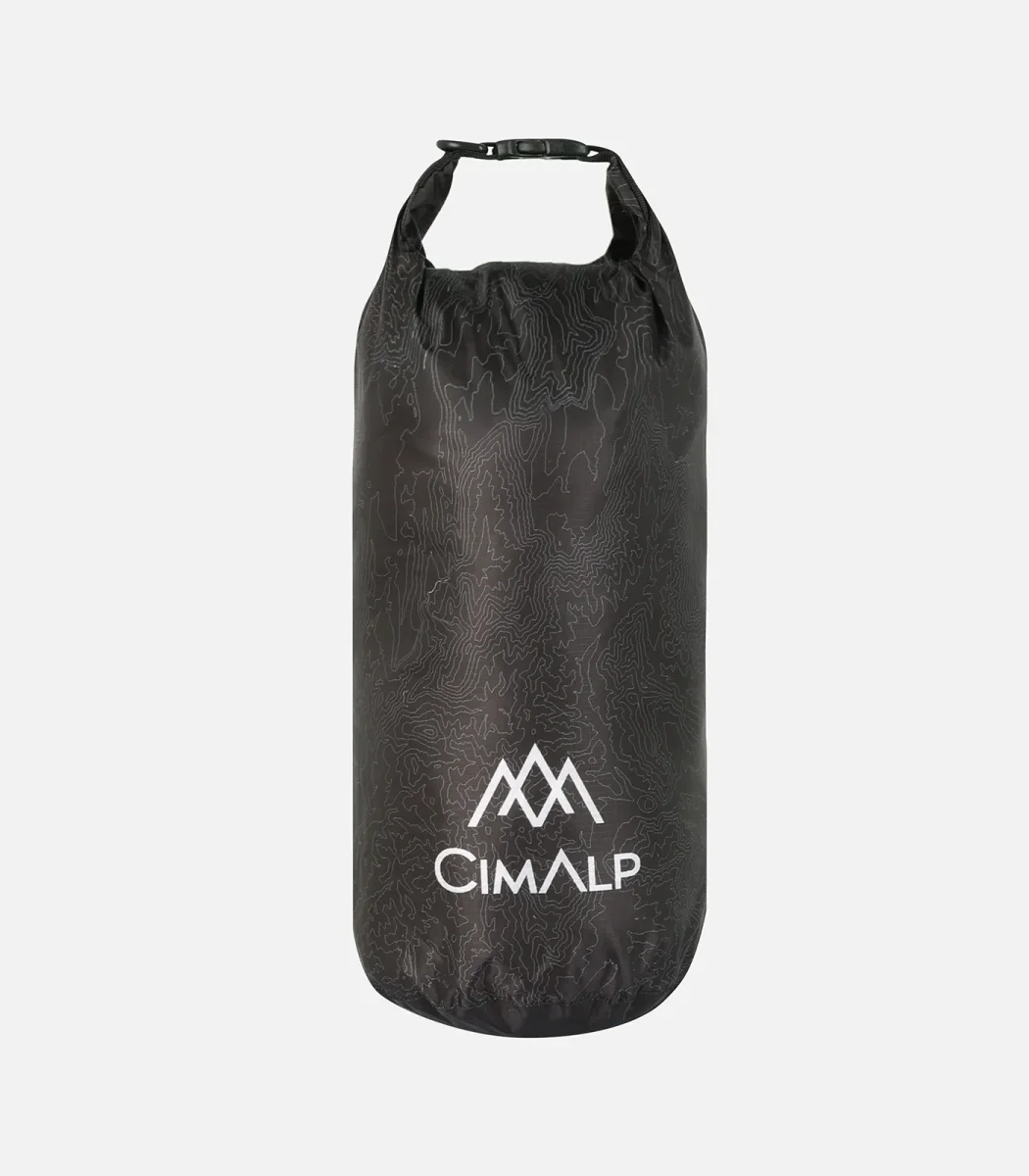DRY BAG 8L - Des Équipements Pensés pour Profiter de Chaque Instant Dehors - first aid dry bag équipement instant