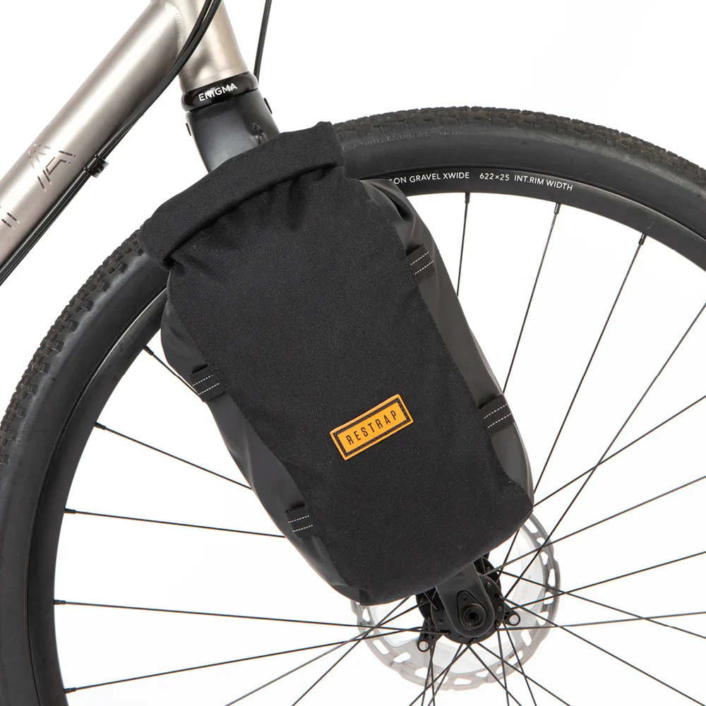 Sacoche de fourche Restrap Switch Pannier - 5 Litres - Des Équipements Pensés pour Profiter de Chaque Instant Dehors - Advt 900
