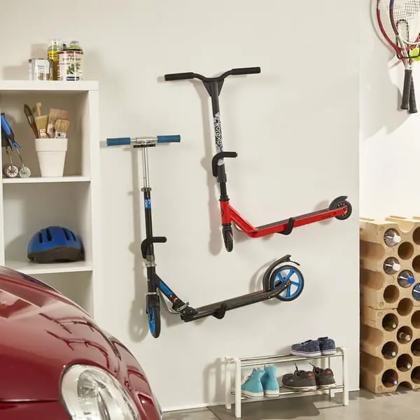Range trottinettes mural - Tout pour Créer des Expériences Mémorables en Extérieur Trottinette Aspide 2000W Off Road - Jump-way.fr