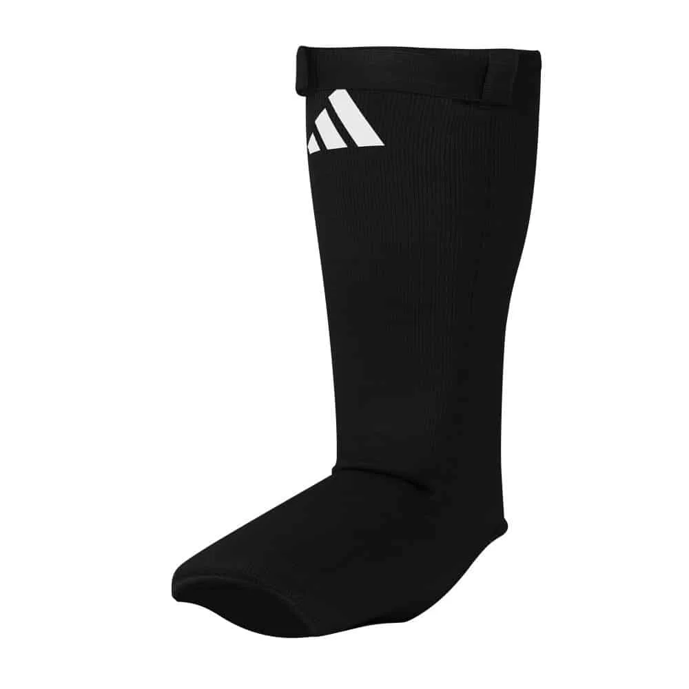 Protège Tibias Pieds Adidas Noir - Matériel sport pas cher – Meilleur rapport qualité-prix PROTEGE TIBIA CLAY 🥇 Les protège-tibias sans pieds Challenger ont été  conçus dans le but de vous proposer le meilleur rapport qualité/prix  possible 🏅🥋 ⚡️💵 Le prix est : 39.80 DT ⚡️💵 🛒Livraison à domic