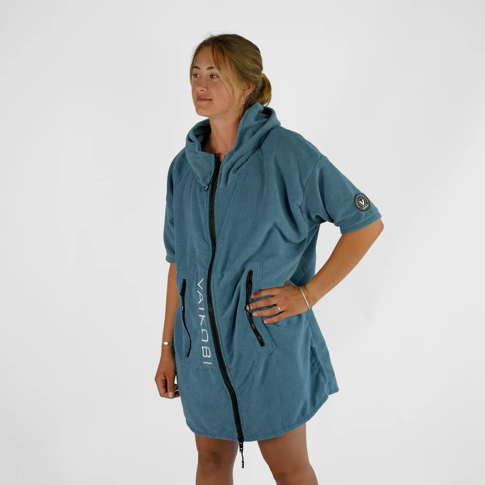 Poncho VAIKOBI Full Zip Hooded - Outdoor Sports Shop – Bons Plans Randonnée & Trekking Camping Design