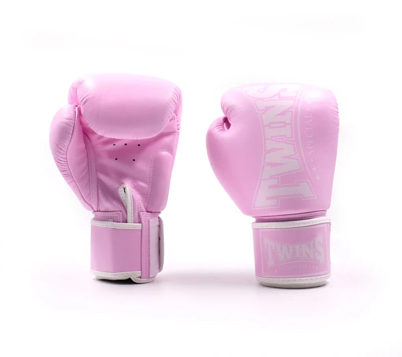 Gants de boxe Twins BGVL4 Metal-boxe.com Pastel Rose - Matériel sport pas cher – Meilleur rapport qualité-prix